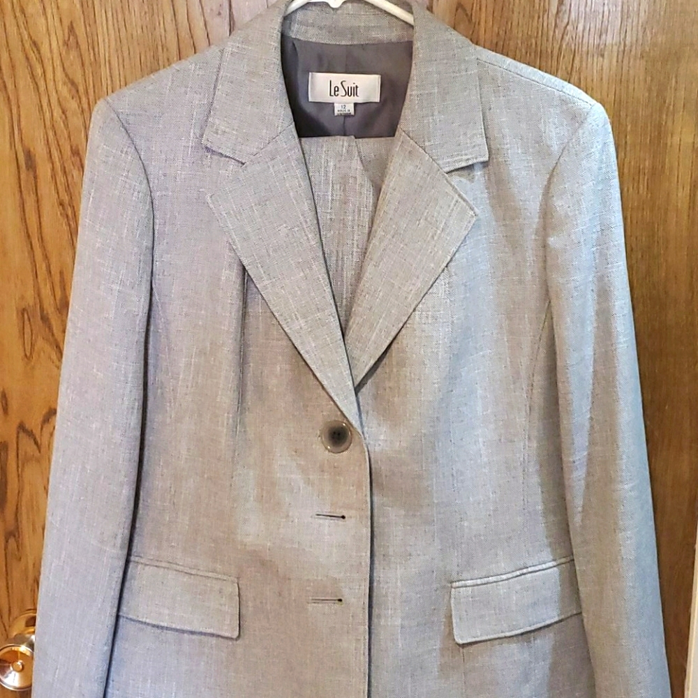 NWT Grey pants suit